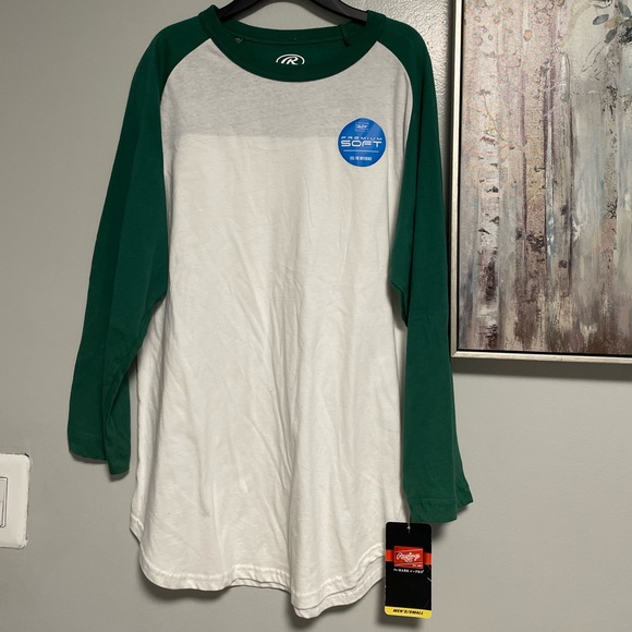***2/$15*** Men’s long sleeve tee. - Picture 1 of 9